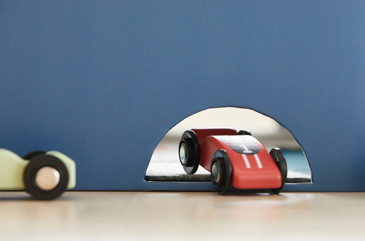 Car Lover Suitcase - Educational Kids Toy - Wonderful Little Company ™