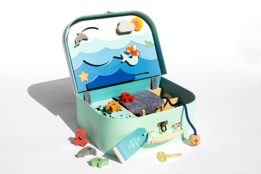 Ocean Explorer Suitcase - Portable Sensory Toy for Toddlers and Preschoolers
